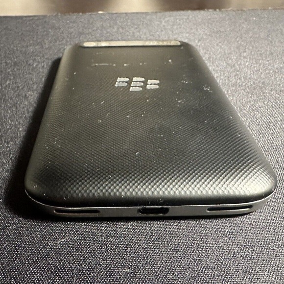 BlackBerry Classic (Rogers/Fido) - Picture 5 of 7